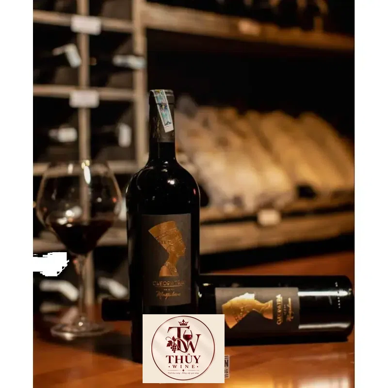 Giá ruou vang cleopatra montepulciano