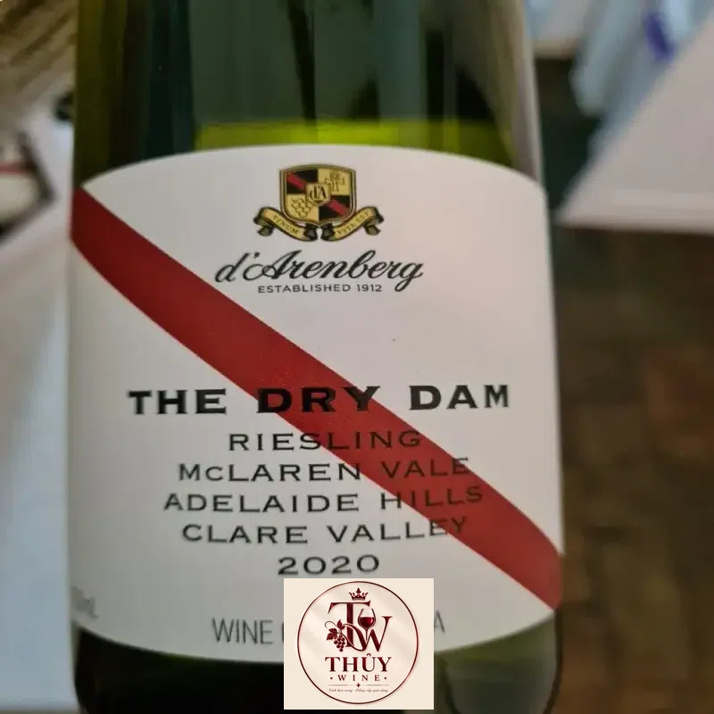 Rượu vang The Dry Dam Riesling DArenberg