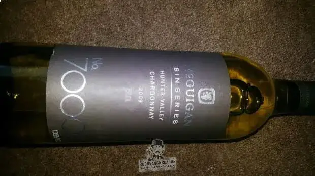 Vang Úc McGuigan Bin 7000 Chardonnay