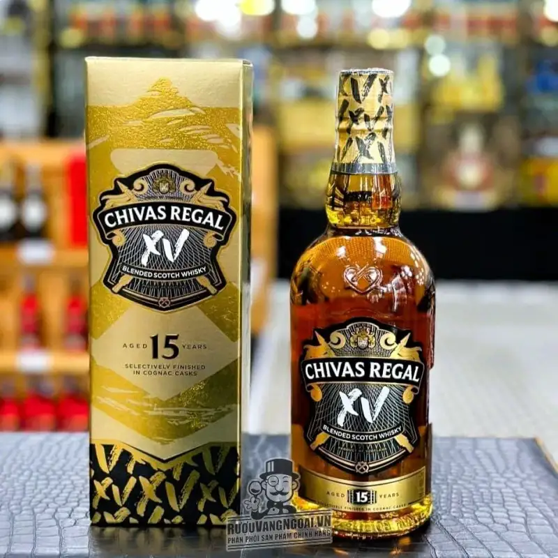 Giá ruou chivas l blended scotch whisky