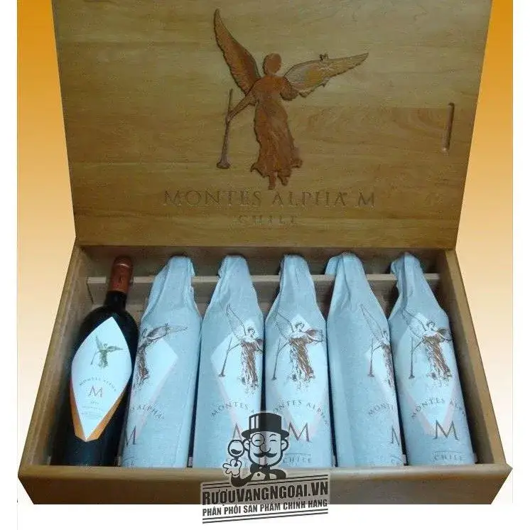 Rượu vang Chile Montes Alpha M