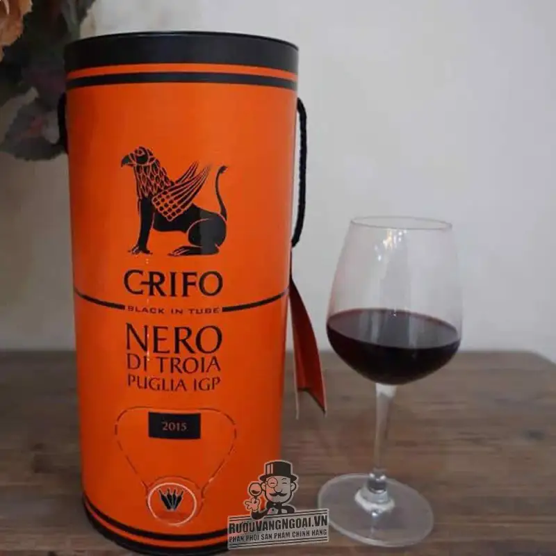 Vang Ý Crifo Nero Di Troia Puglia IGP - vang Bịch ống 3L