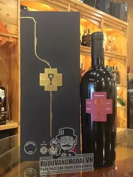 Vang Ý Chén thánh Schola Sarmenti Armentino Rosso Salento