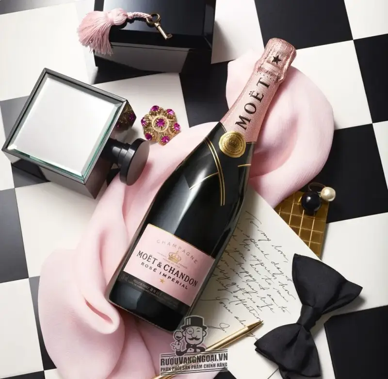 MOET-ROSE-IMPERIAL